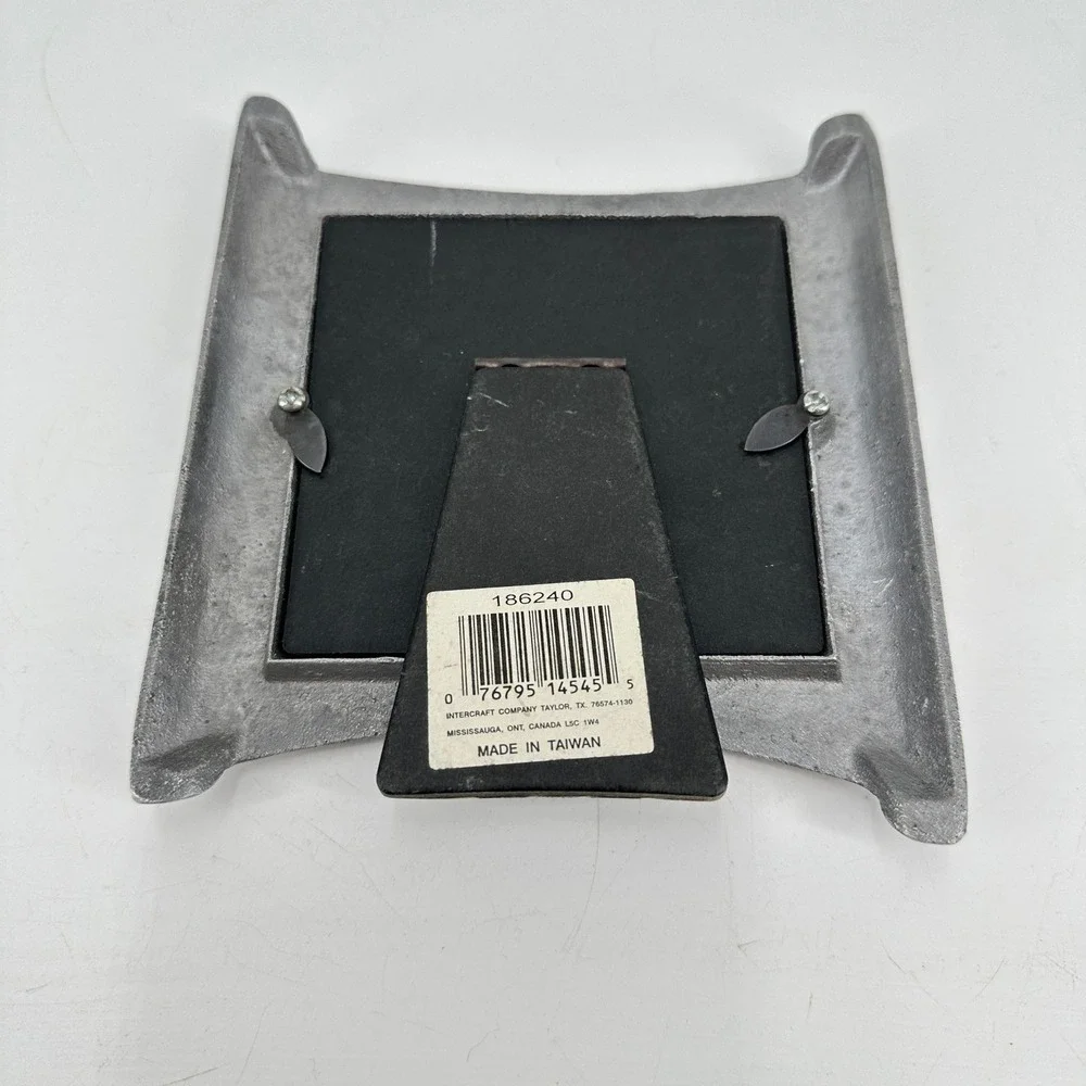 Intercraft Company Silver Cast Metal Heart Cutout Pillow Picture Frame 186240